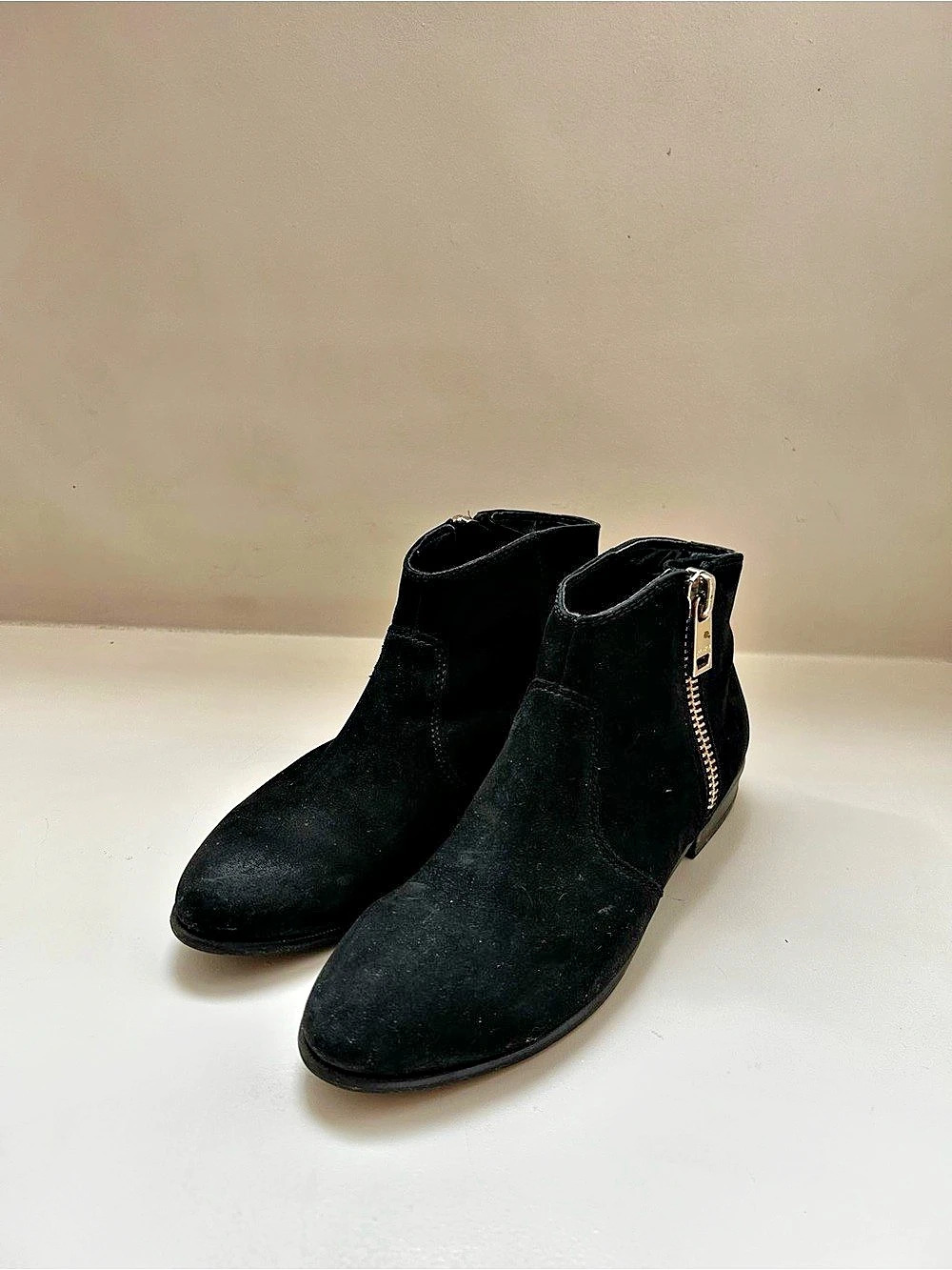 Aldo Black Suede Ankle Boots Womens US 5